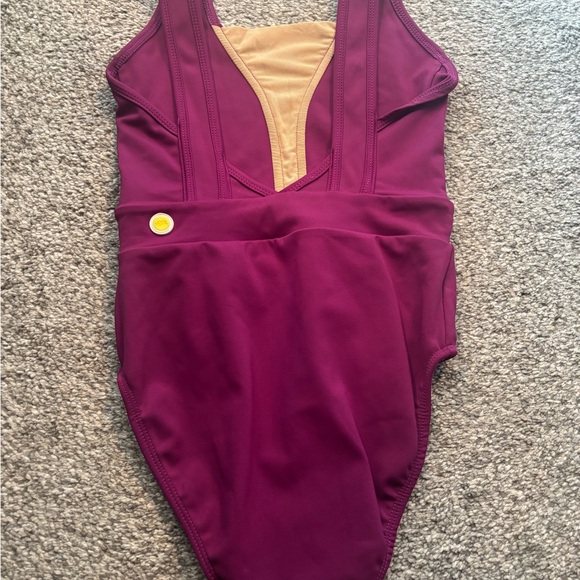 Tiger Friday AXXS Mulberry Oscar leotard - Picture 2 of 2